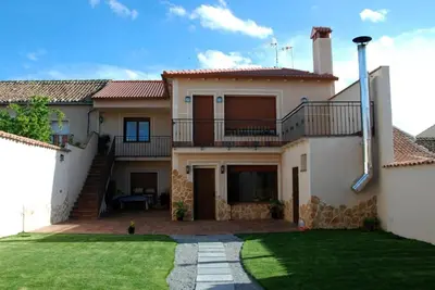 Image de Maison de campagne \"La Isa\" avec piscine privée, terrasse privée et Wi-Fi