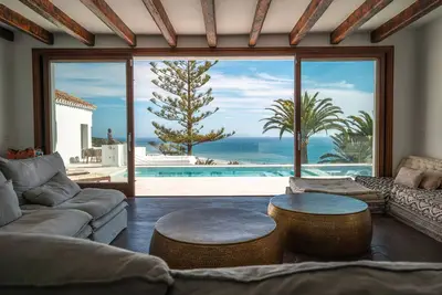 Image de Villa 'TheCUBE' avec vue sur la mer, Wi-Fi et climatisation