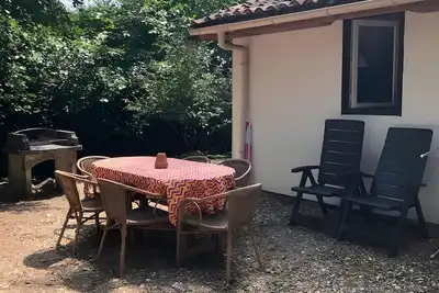 Image de Gîte Le Martin Pêcheur - Domaine l'Étang des Mirandes avec piscine partagée