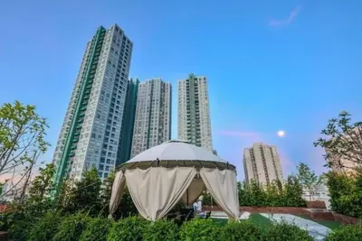 Image de Three bedrooms at Sathorn, 156sqm