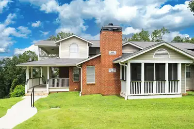 Image de Fully Furnished 2br/2ba Condo off Hwy 280 near Birmingham