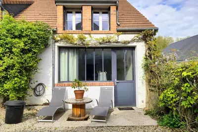 Image de grand studio tout équipé à 10 min de Chambord, sur la Loire à vélo