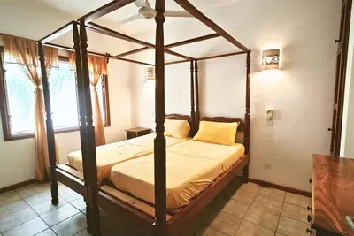 Image de Kisiwa Apartment - 2 Bedrooms With Private Patio Watamu Centre -100m From Beach