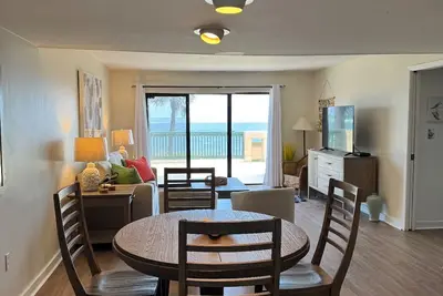 Image de Oceanfront 1 Bedroom Condo - 644 Newhaven