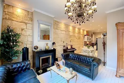 Image de Grand Appartement de Standing avec Jacuzzi, Terrasse et Parking en Hyper Centre!