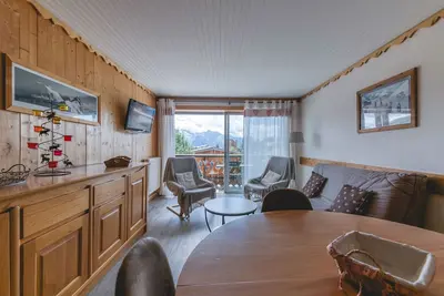 Image de Appartement 'Crocus 6' avec balcon et Wi-Fi