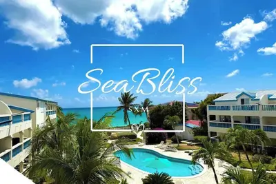 Image de *New* SeaBliss 3br Palm Beach Condo. Simpson Bay