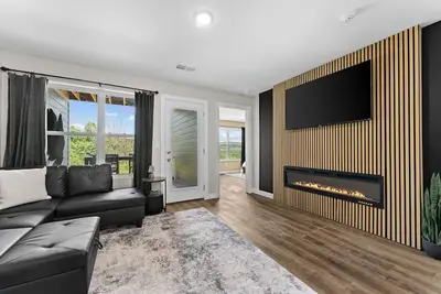 Image de New! 3br Condo, Private Hot Tub, Close to Strip