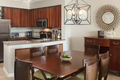 Image de 2br/2ba Beachfront Resort Villa @ Windward Pointe along Atlantic Ocean