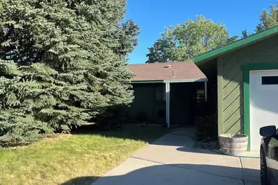 Image de Just The Essentials.