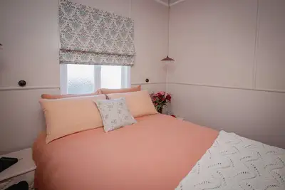 Image de Roma Qld vintage cottage w/ laid back comfort, located on a small farm