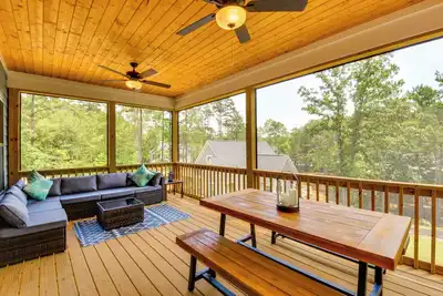 Image de Boat Dock + Lake Hartwell Access: Family Getaway!