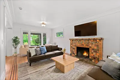 Image de Elegant Capitol Hill Home 8br Near Parks & Dining