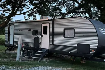 Image de Cozy Camper in Amazing Grove with Lakeview