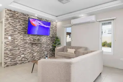 Image de Brand New Modern 3br2ba w/PrivatePool~PuttPutt~Bbq