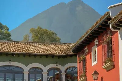 Image de Free Parking | Shared Jacuzzis and saunas + Private Pool | Antigua Guatemala