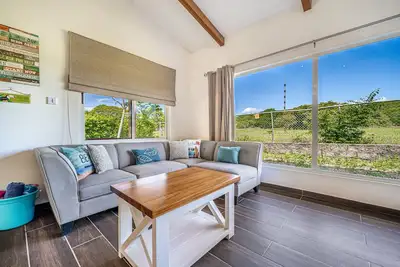 Image de Comfortable villa with 2 king beds, fast Wi-Fi, full kitchen & patio