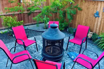 Image de Cozy 2br Basement | Pet-Friendly | Walk to Pond