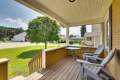 Image de Gas Grill & Porch: Rural Hixton Vacation Home!