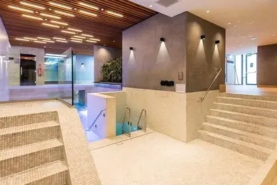 Image de 3 Soothing Escape | Wellness Activities, Pool & Spa for a Restful Stay