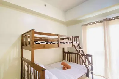 Image de Séjour en condo élégant et économique à Iloilo avec piscine