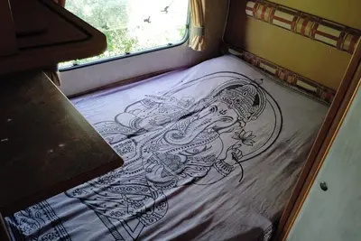 Image de Caravane Uljanas pour 2 avec vue sur les chevaux sauvés