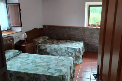 Image de The house offers space for 8 people (4 bedrooms, dining room, living room,