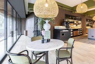 Image de Relaxing Stay with Private Balcony & Garden Views Near Giethoorn