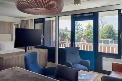 Image de Stay on Ameland Near Beach – Hotel Comfort, Dining & Nature Walks - 4 Units