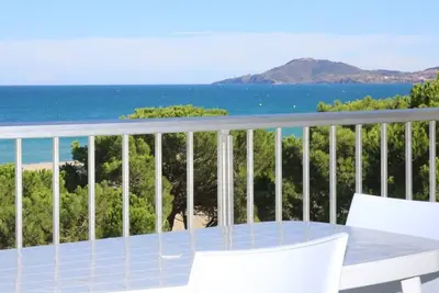 Image de Appartement T3 avec parking, face à la mer