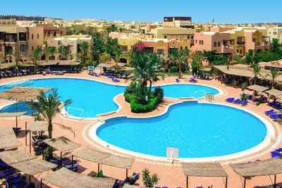Image de Relaxing Stay with Outdoor Pools Near Hurghada Grand Aquarium | Free Parking