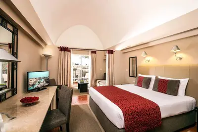 Image de Stylish Stay with Outdoor Pool and Chill Sea Breeze | Near Mini Egypt Park