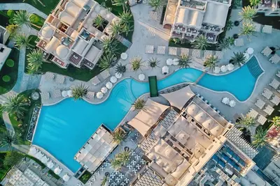 Image de Stay Close to Dining, Beach, Tours & Cozumel Ferry | 2 Refreshing Rooms