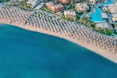 Image de 3 Boutique Seafront Rooms with Outdoor Pools | 5 Stars Resort w/ Private Beach