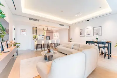 Image de Golf Course And Canal Views, Mins to Dubai Marina And Dubai Mall, Golf Towers by Deluxe Holiday Homes