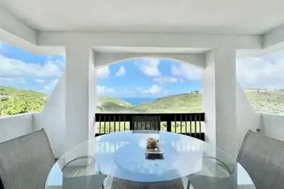 Image de New - Modern Remodel, Magens View, pool, Deck,