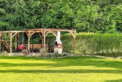 Image de Joli appartement pour 3 personnes avec Wifi, Tv et patio