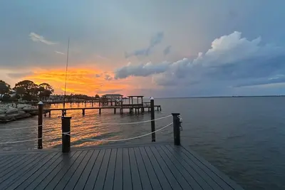 Image de Beautiful riverfront home.