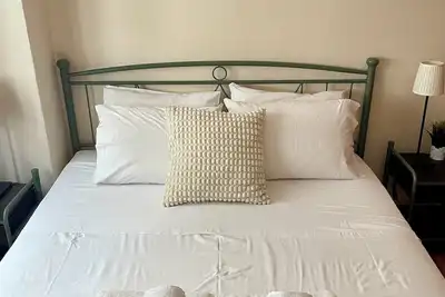 Image de Charming 2-bedroom apartment in marvelous Athina with WiFi, Ac