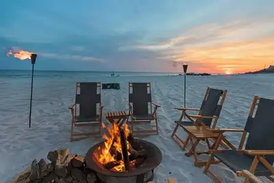 Image de Minutes to Beach & Shops on 30a + Free tickets: Bikes, Dolphin Cruise & More!