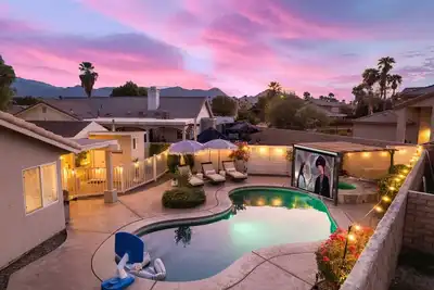 Image de Mariposa House | Swim-In Theatre w/ Gated Pool