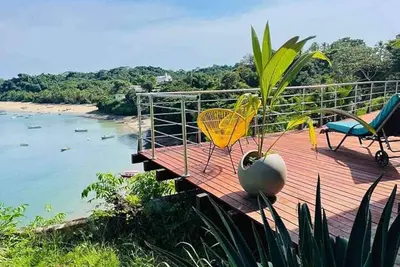 Image de Charming 3-bedroom house with Ac, WiFi in fantastic view on Saboga bay