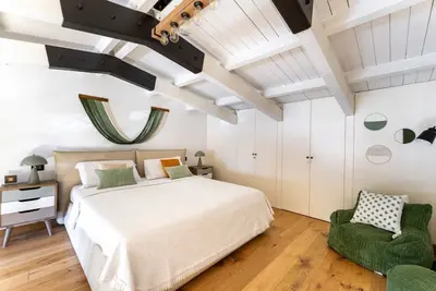 Image de Suede Loft Retreat, Charme & Détente avec Parking