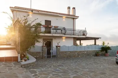 Image de Magnificent Holiday House in villa in Castellabate with panoramic view