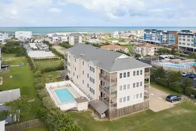 Image de Pet-friendly, centrally-located oceanside condo w/ community pool!