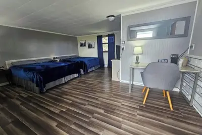 Image de Deluxe Double Room, 2 Queen Beds #19