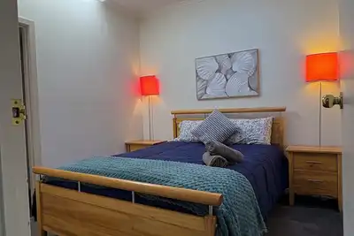 Image de Roantree House •4br •Secure yard •Most Central