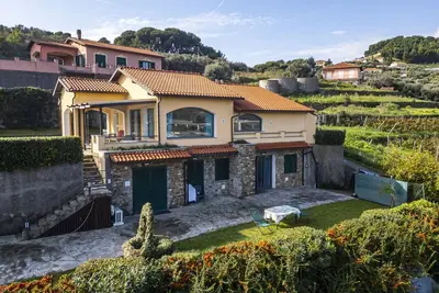 Image de Flat in villa with garden