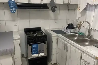 Image de Comfortable family friendly 2bed, 2bath condo. Near down town and many beaches.