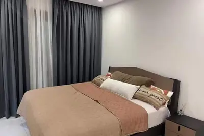 Image de 2 Bed with wraparound balcony.